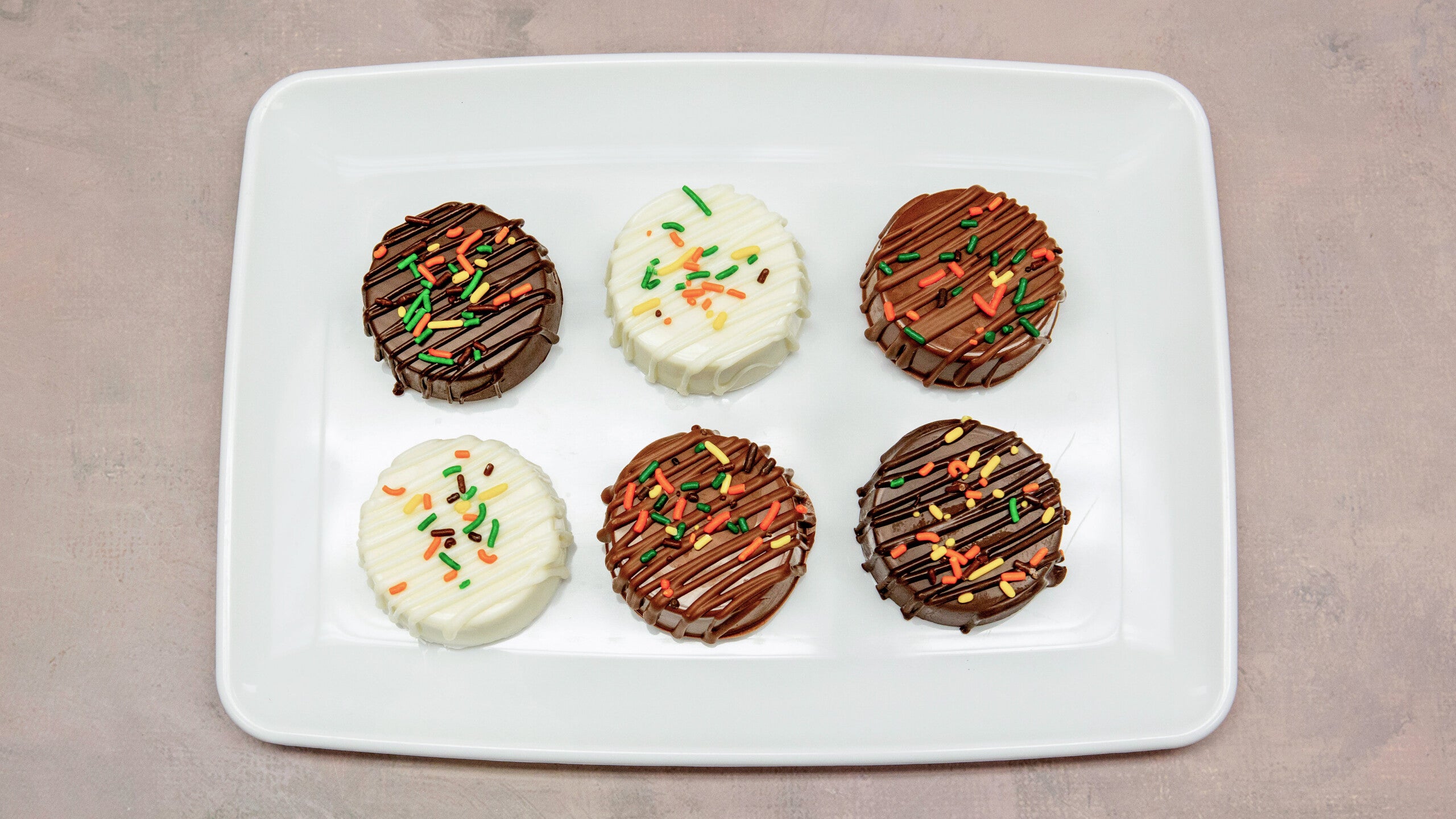 Chocolate Covered Oreos - Milk, Dark, or White Chocolate